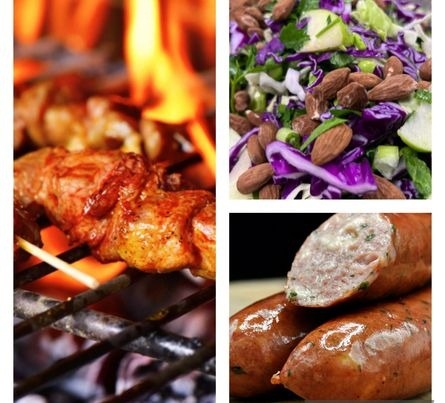 DHL Menu 2, af Kyllingespyd marineret i hjemmelavet BBQ-sauce - Spidskålslat med forårsløg, æbler, edamamebønner, persille, ristede mandler på toppen vendt i olie/eddike dressing - öxneholm frankfurter